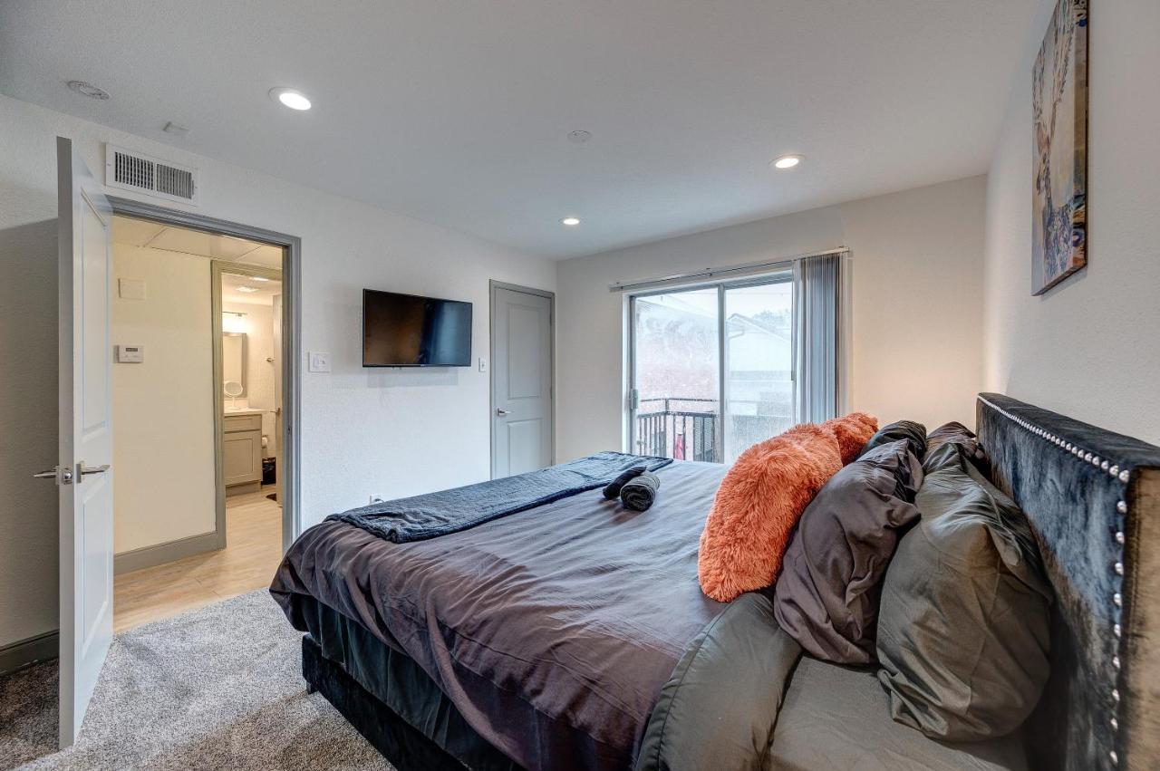 Trendy Midtown Apt, Walk To Shops & Sites, Pets Ok 휴스턴 외부 사진