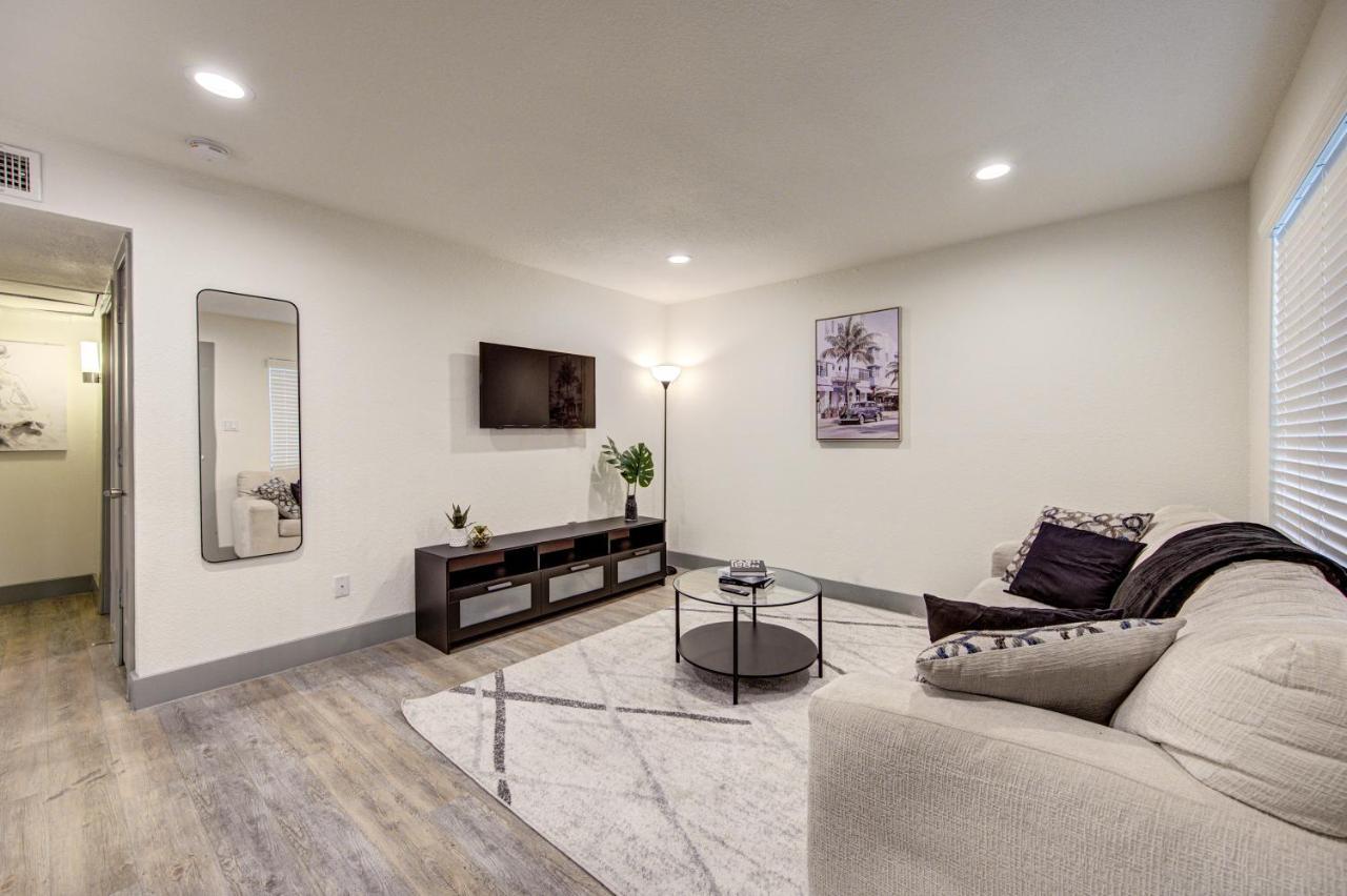 Trendy Midtown Apt, Walk To Shops & Sites, Pets Ok 휴스턴 외부 사진