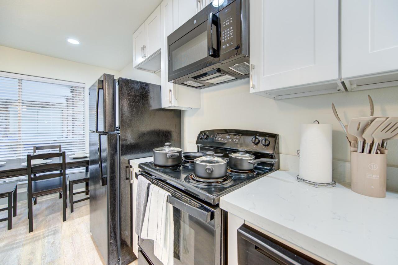 Trendy Midtown Apt, Walk To Shops & Sites, Pets Ok 휴스턴 외부 사진