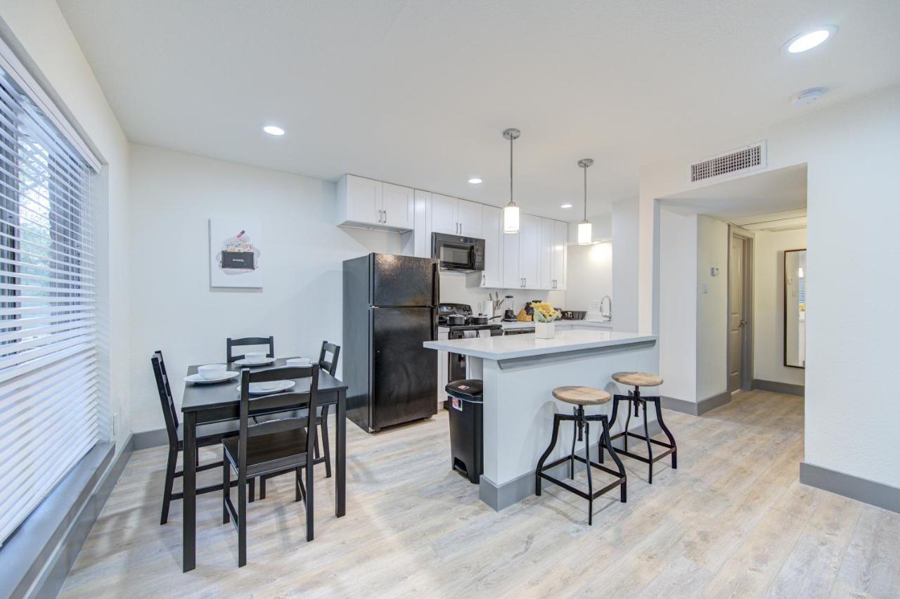 Trendy Midtown Apt, Walk To Shops & Sites, Pets Ok 휴스턴 외부 사진