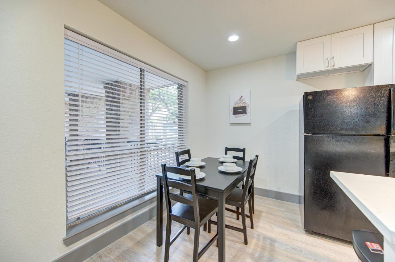 Trendy Midtown Apt, Walk To Shops & Sites, Pets Ok 휴스턴 외부 사진